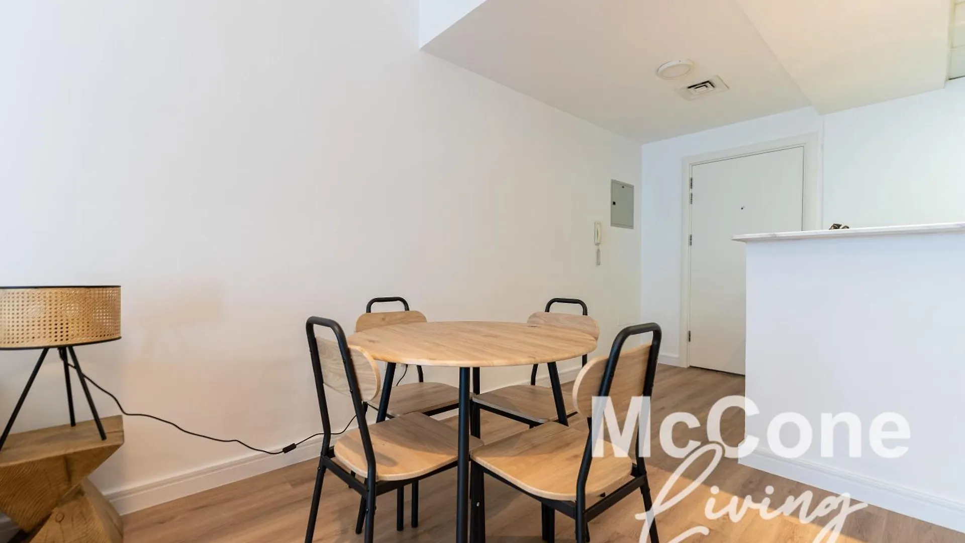 Central 1Br In Marina With Private Terrace & Pool Dubai United Arab Emirates
